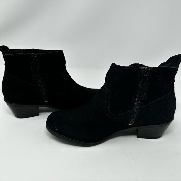NWOB Vionic Joy Vera Black Suede Water-Resistant Orthotic Ankle Boots Booties 6 - Picture 9 of 12